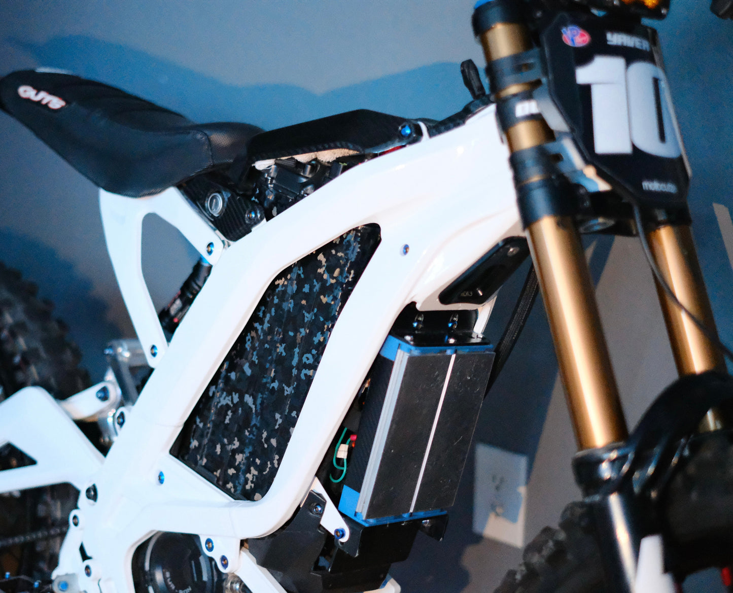 E-Bike ShadowSlate Black Carbon  Wrap
